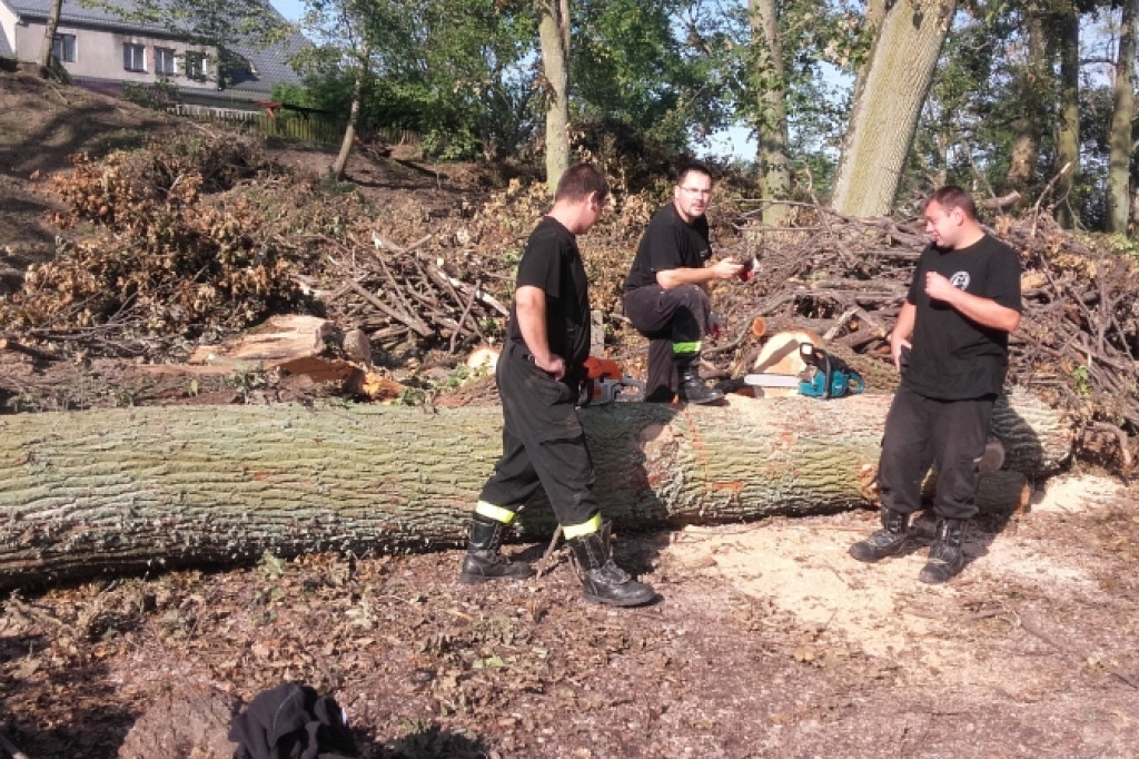Nasi strażacy pomagają ofiarom nawałnicy