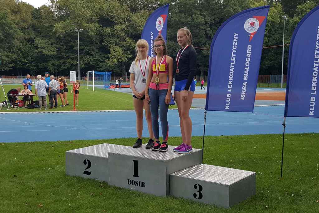 Młodzicy STS Pomerania na piątkę