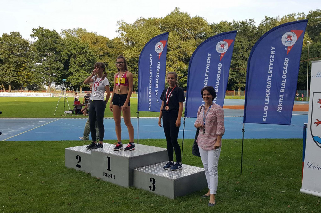 Młodzicy STS Pomerania na piątkę