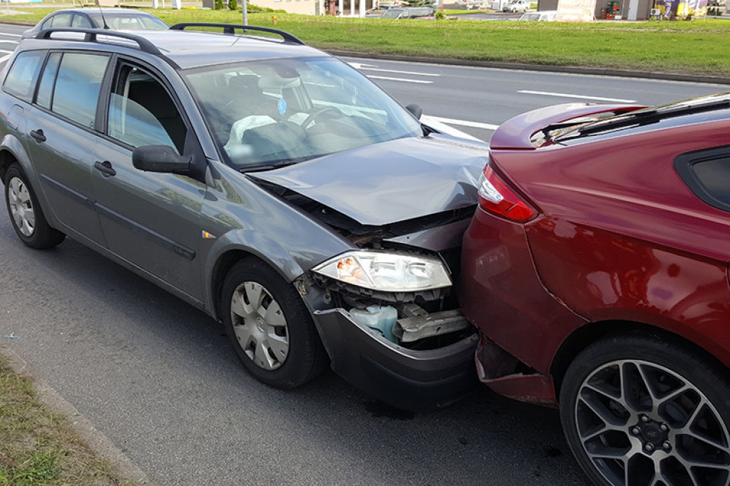 Renówką w forda na Pilskiej