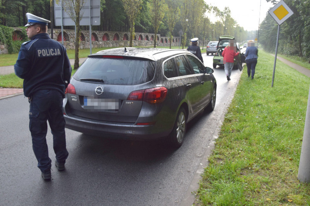 Oplem w opla. Poranna stłuczka na skrzyżowaniu Kościuszki z Karlińską