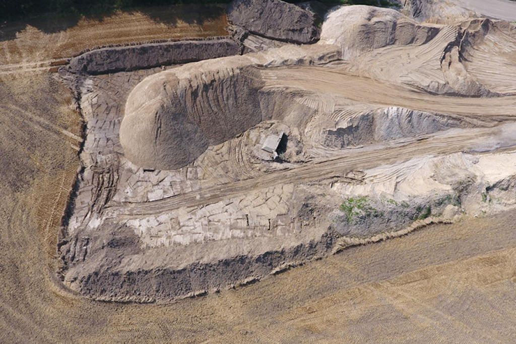 Schron na trasie obwodnicy Szczecinka do wyburzenia. Łatwo nie będzie