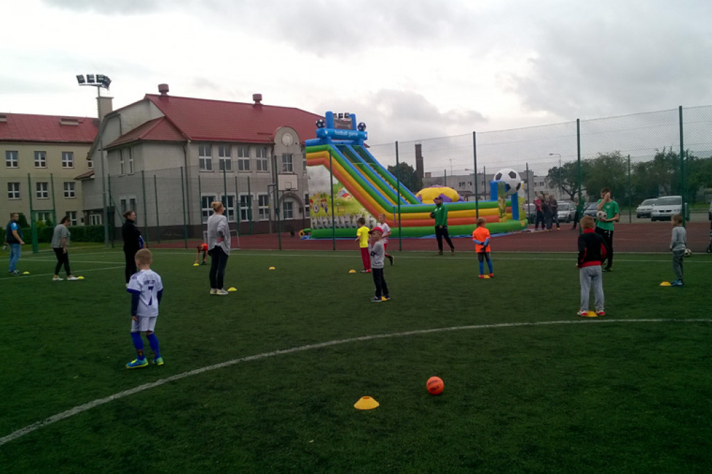 BARWICE: Dzień Sportu na Orliku