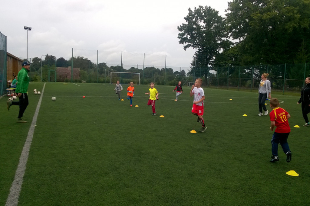 BARWICE: Dzień Sportu na Orliku