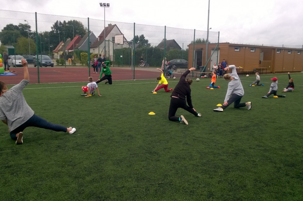 BARWICE: Dzień Sportu na Orliku