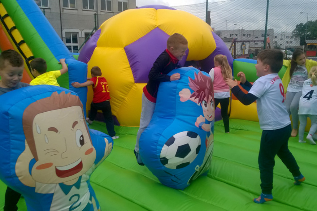 BARWICE: Dzień Sportu na Orliku