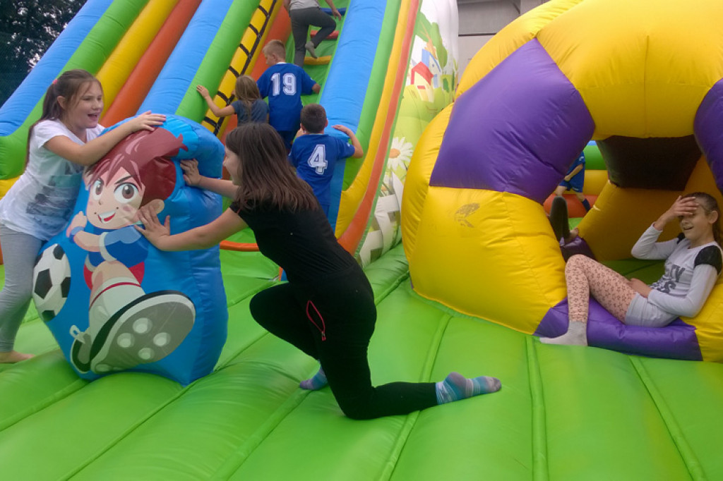 BARWICE: Dzień Sportu na Orliku