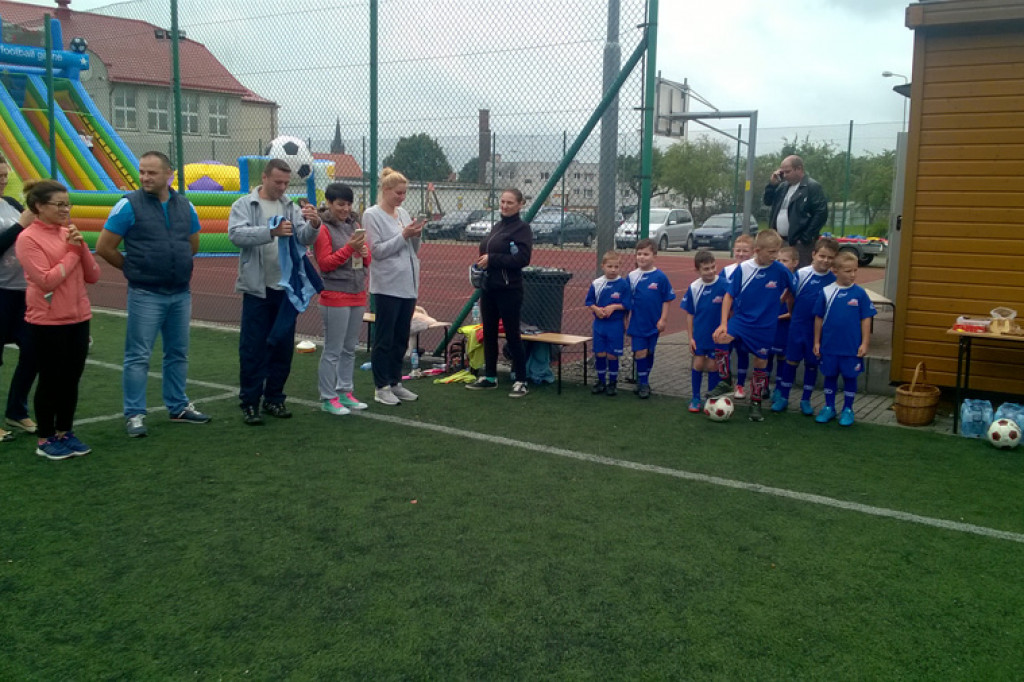 BARWICE: Dzień Sportu na Orliku