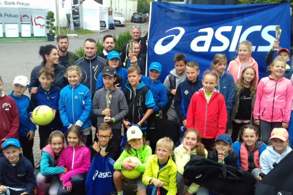 Szczecineccy tenisiści na turnieju KIDS DAY w Szczecinie