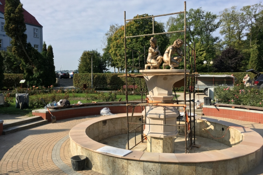 Dafne już zdobi Ogród Różany