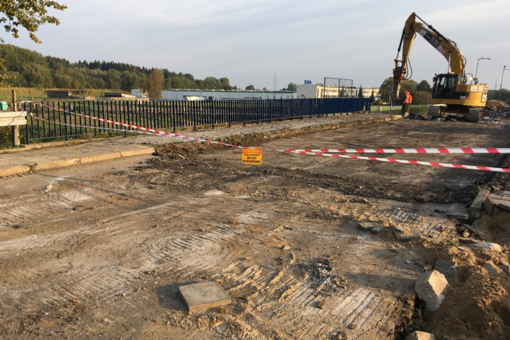 Budowa obwodnicy Szczecinka. Stary wiadukt znika z krajobrazu