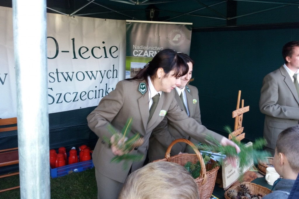 Dary Lasu - leśnicy promowali swoje produkty
