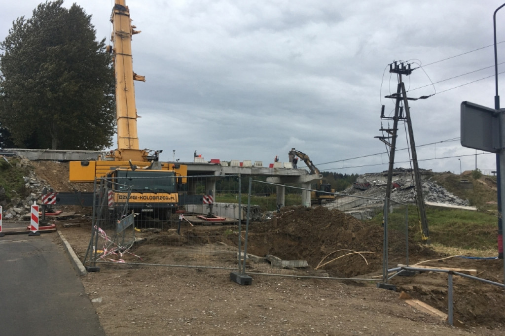 Wiadukt znika z krajobrazu Bugna