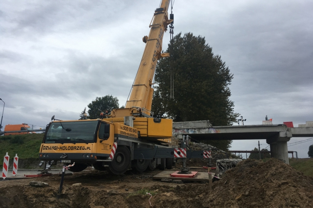 Wiadukt znika z krajobrazu Bugna