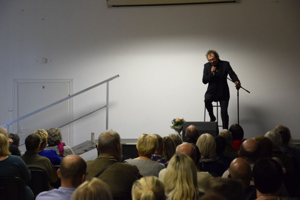 BORNE SULINOWO. Spotkanie autorskie z Andrzejem Poniedzielskim