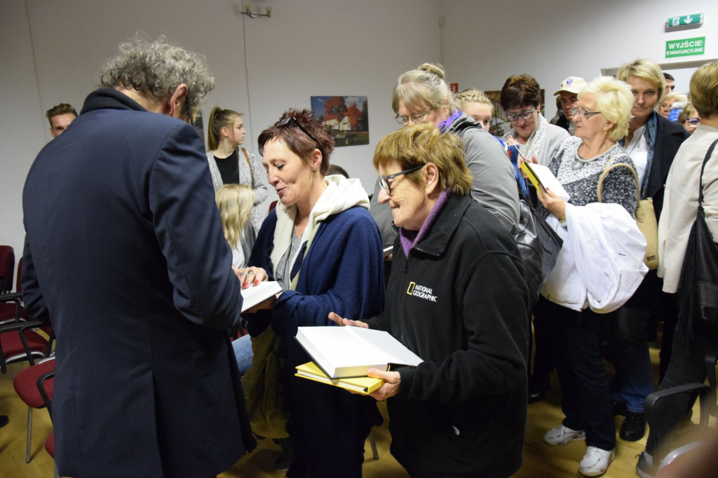 BORNE SULINOWO. Spotkanie autorskie z Andrzejem Poniedzielskim