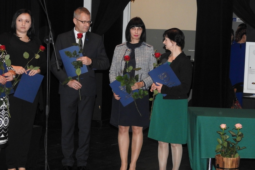 Obchody Dnia Edukacji Narodowej. Podziękowania, gratulacje i nagrody