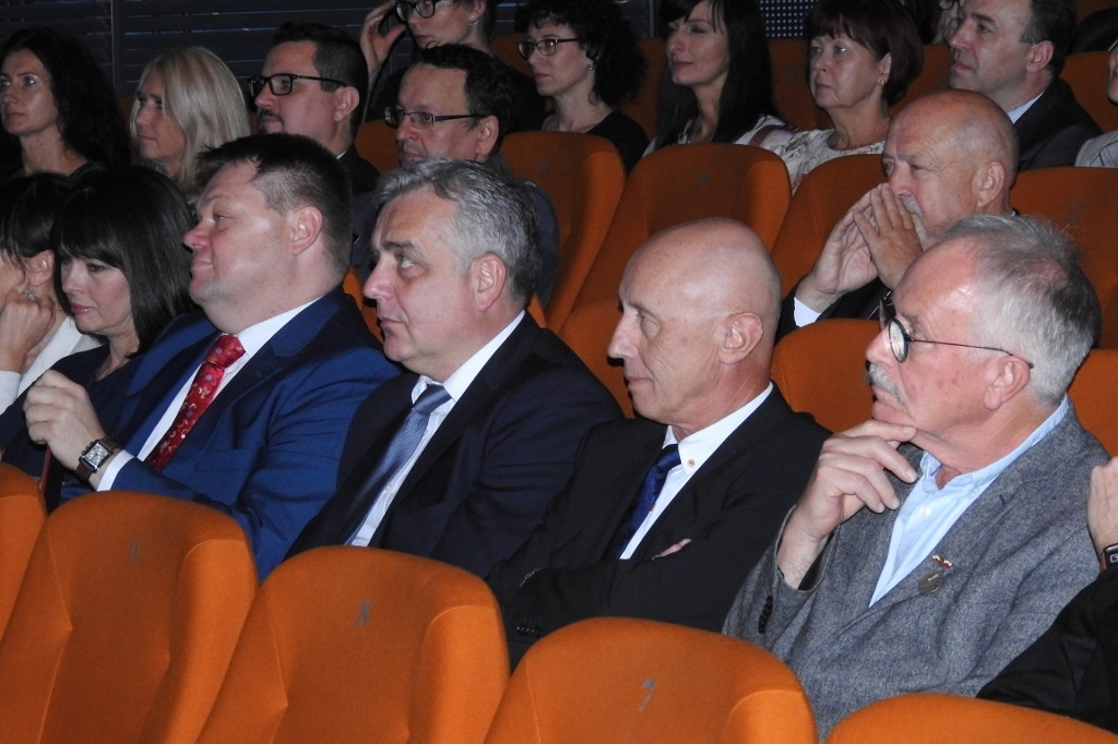 Obchody Dnia Edukacji Narodowej. Podziękowania, gratulacje i nagrody