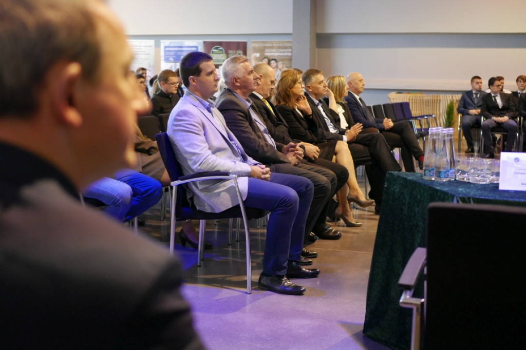 Inauguracja roku akademickiego na Wydziale Przemysłu Drzewnego