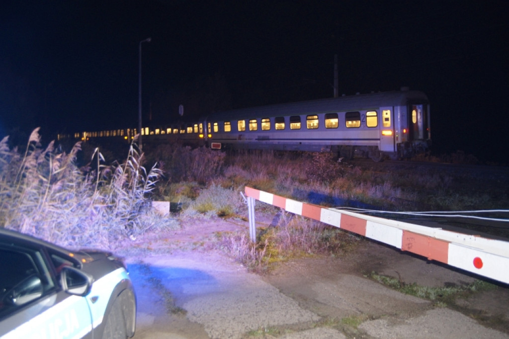 Mężczyzna śmiertelnie potrącony przez pociąg