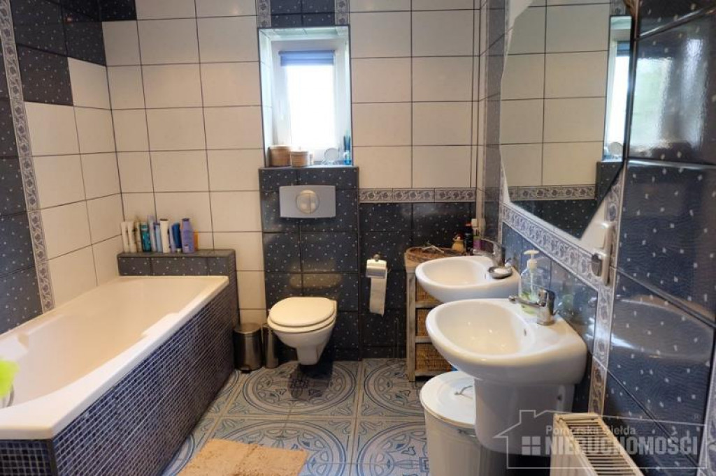 DOM W POBLIŻU CENTRUM SZCZECINKA, Z WŁASNĄ SALĄ GIMNASTYCZNĄ!