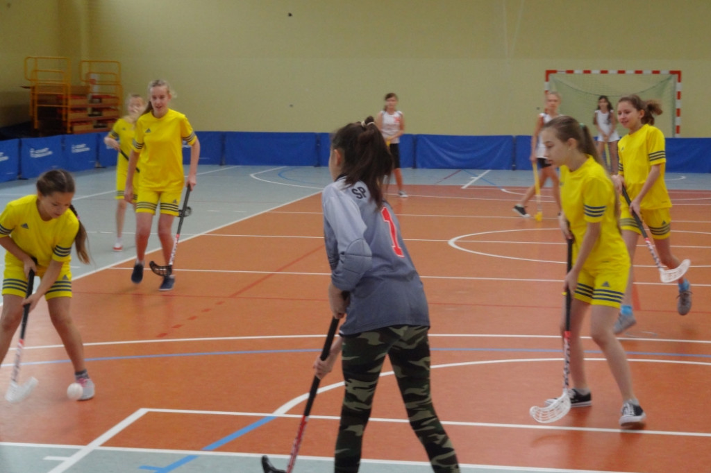 Mistrzostwa Gminy Szczecinek w unihokeju dziewcząt