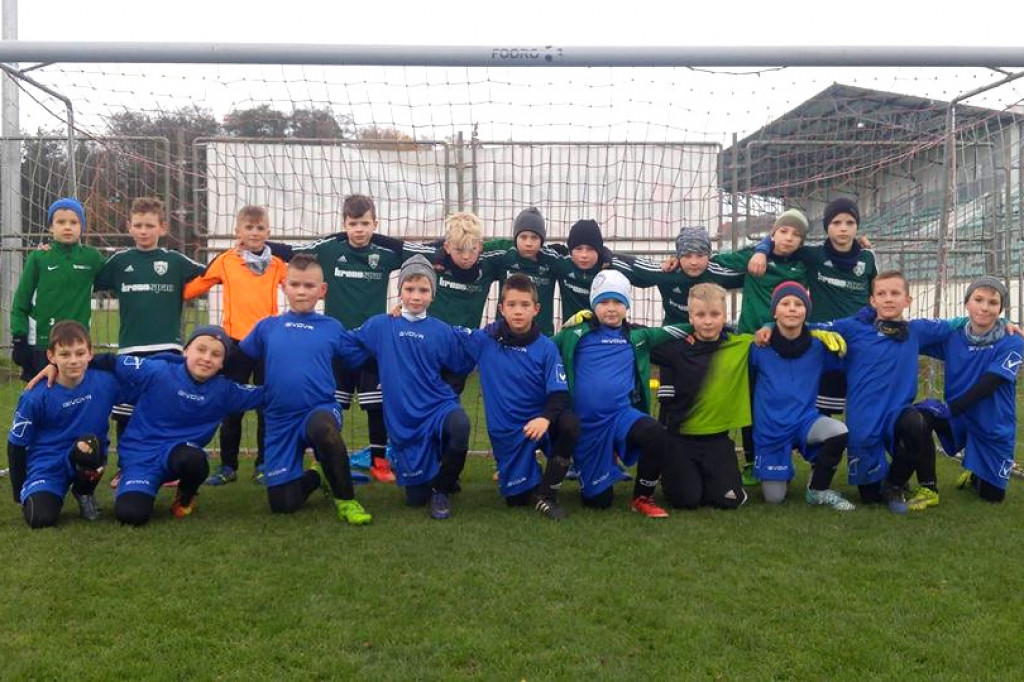 AP Szczecinek najlepsza w powiatowych eliminacjach turnieju ?Z podwórka na stadion? o Puchar Tymbarku