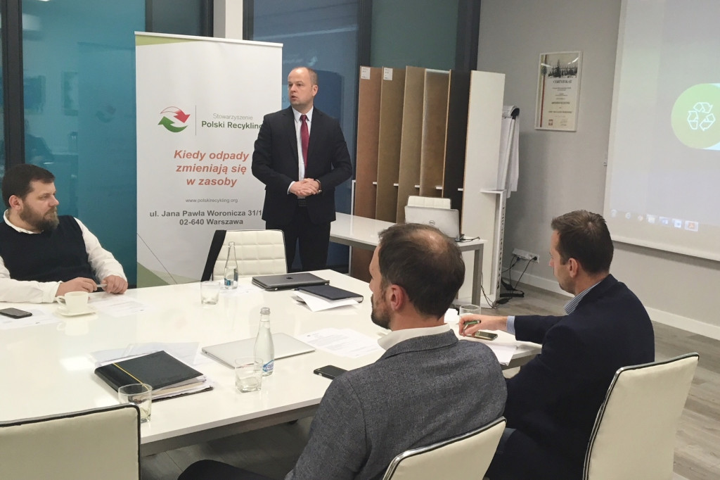 W Kronospan Design Center odbył się zjazd najważniejszej organizacji, działającej na rzecz rozwoju recyklingu w naszym kraju