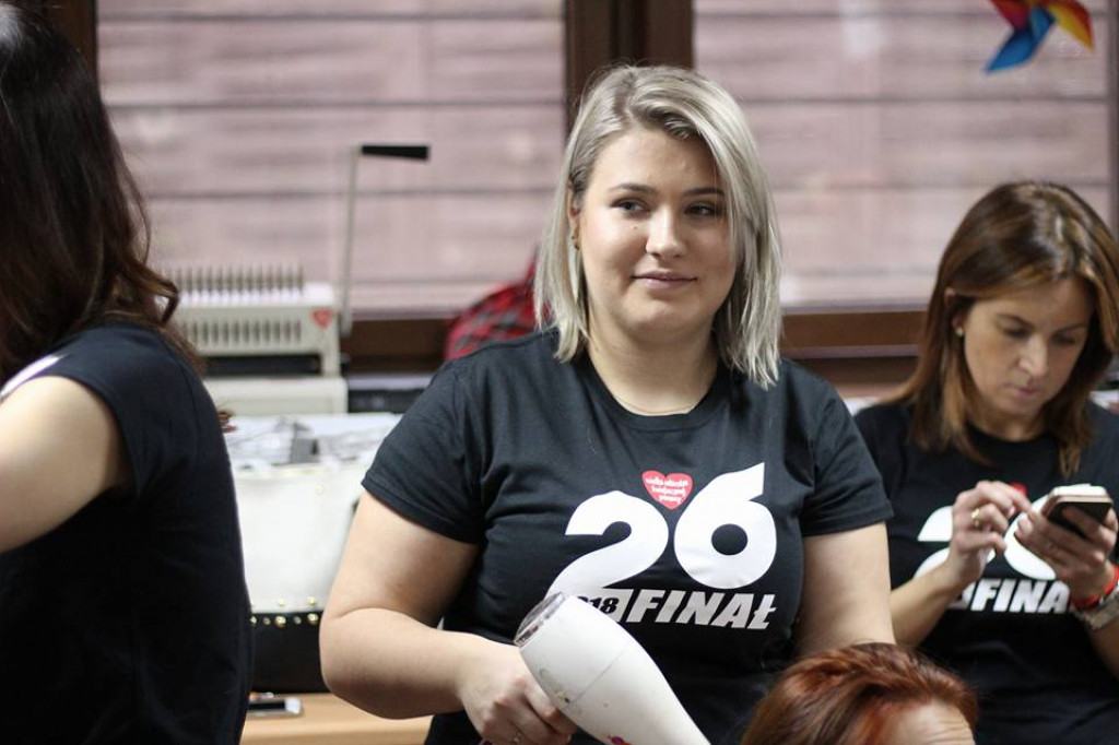 Szczecineckie fryzjerki odwiedziły siedzibę fundacji WOŚP