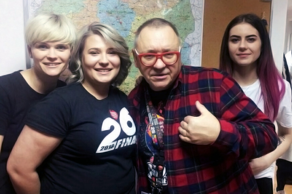 Szczecineckie fryzjerki odwiedziły siedzibę fundacji WOŚP