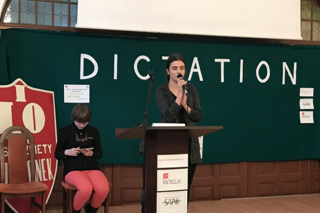 W I LO pisali dyktando... po angielsku