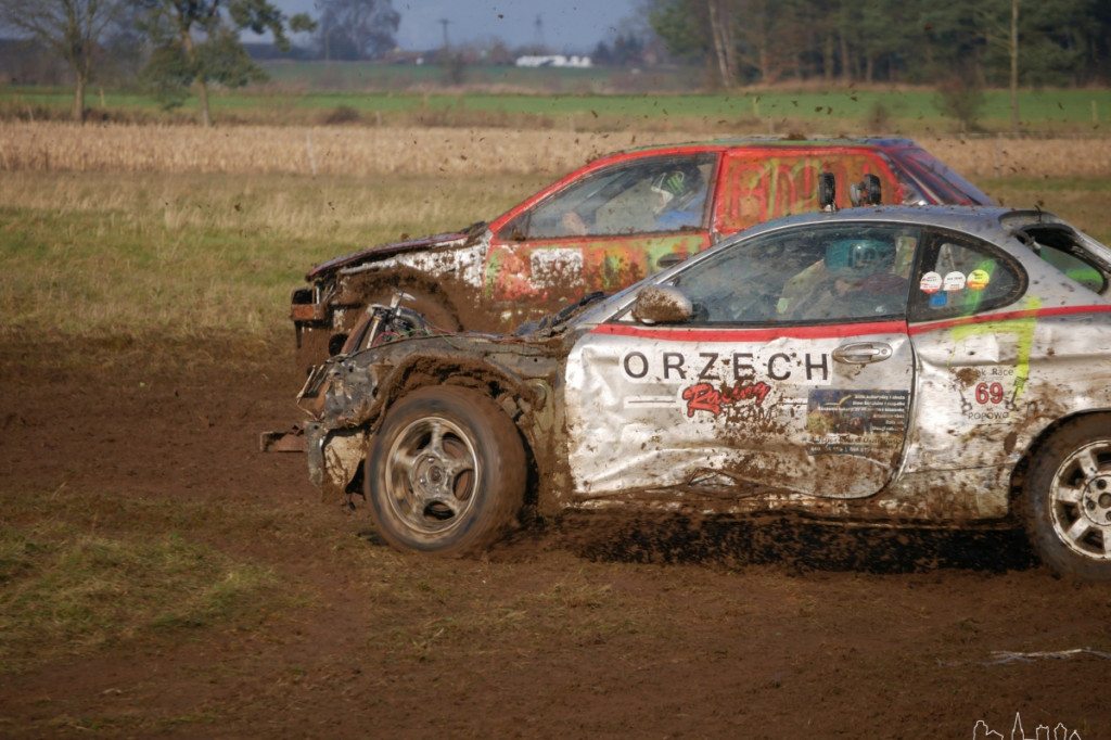 Destruction Derby- Wyścig Złomów Vol. 6 Edycja Mikołajkowa