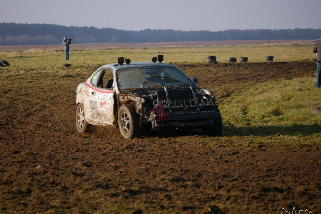 Destruction Derby- Wyścig Złomów Vol. 6 Edycja Mikołajkowa