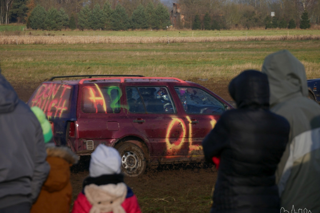 Destruction Derby- Wyścig Złomów Vol. 6 Edycja Mikołajkowa