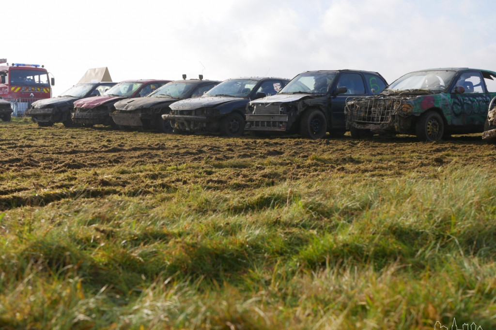 Destruction Derby- Wyścig Złomów Vol. 6 Edycja Mikołajkowa