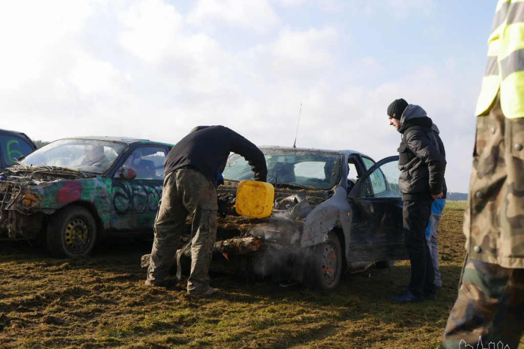 Destruction Derby- Wyścig Złomów Vol. 6 Edycja Mikołajkowa