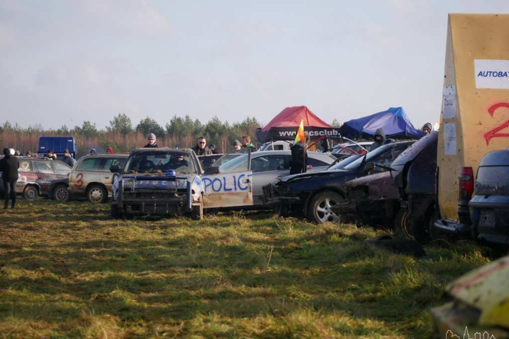Destruction Derby- Wyścig Złomów Vol. 6 Edycja Mikołajkowa