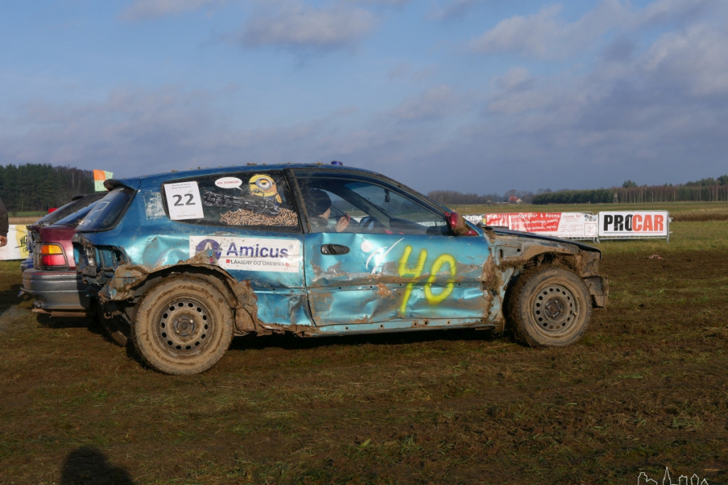 Destruction Derby- Wyścig Złomów Vol. 6 Edycja Mikołajkowa