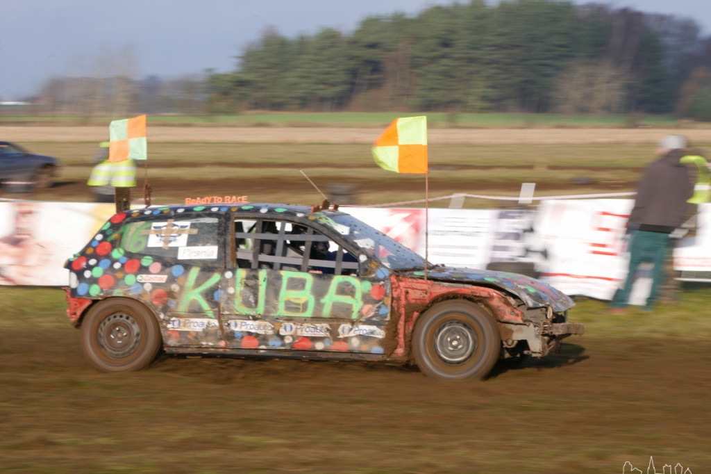 Destruction Derby- Wyścig Złomów Vol. 6 Edycja Mikołajkowa