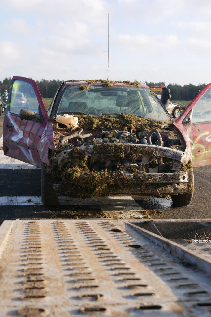 Destruction Derby- Wyścig Złomów Vol. 6 Edycja Mikołajkowa