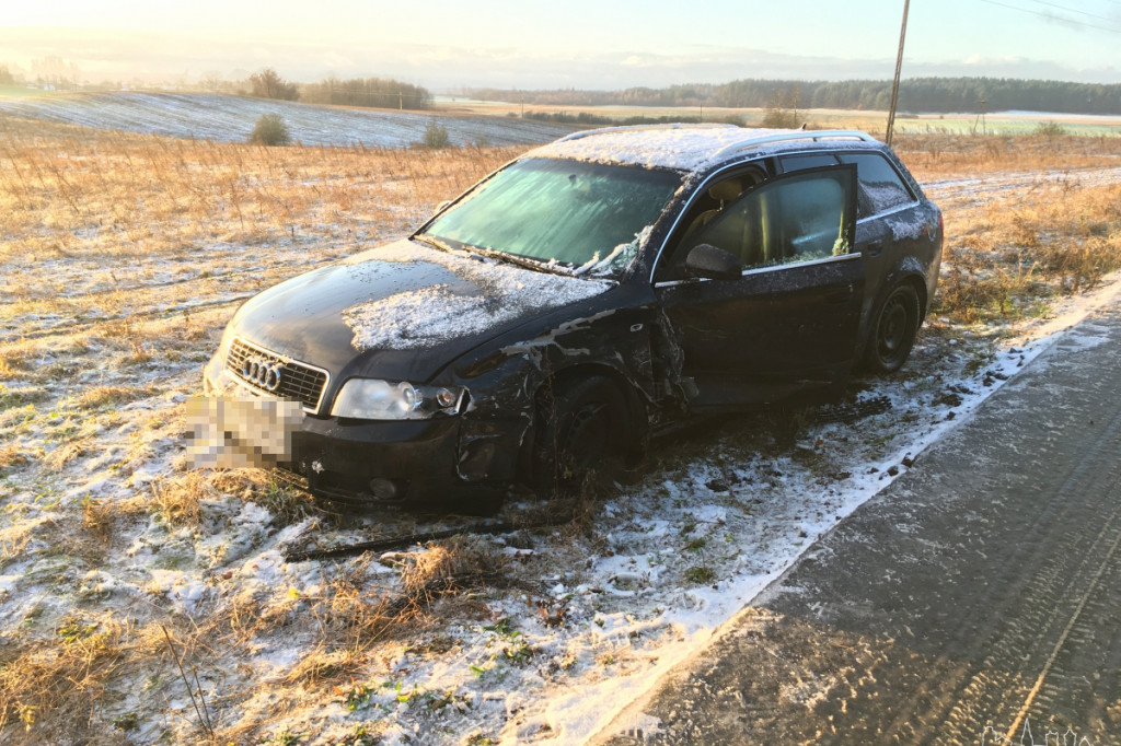 Ślisko i niebezpiecznie na drogach. Kolizja pod Dalęcinem
