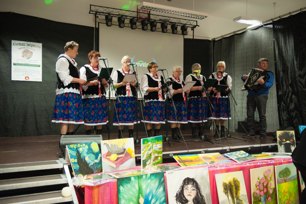 Kiermasz świąteczny ?Pierniczki Reni?