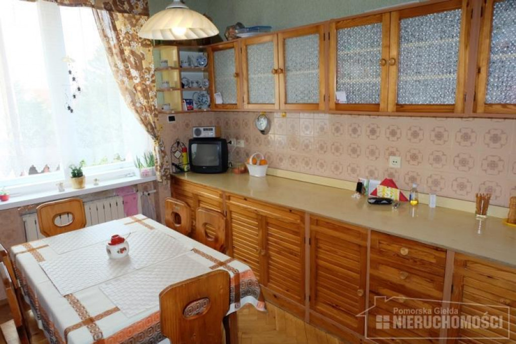 Dom w atrakcyjnej lokalizacji ? osiedle Zachód