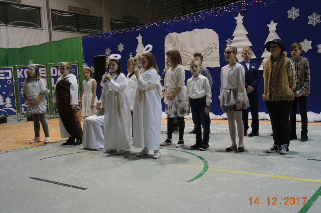 Koncert Kolęd i Pastorałek w SP 4 / fot. Magdalena Leonowicz