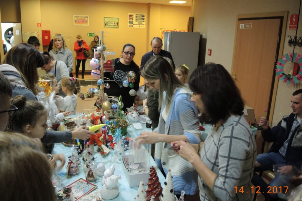 Koncert Kolęd i Pastorałek w SP 4 / fot. Magdalena Leonowicz