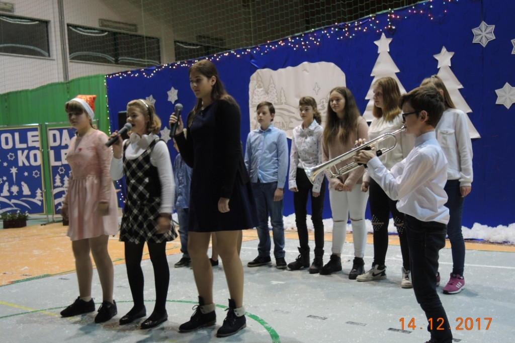 Koncert Kolęd i Pastorałek w SP 4 / fot. Magdalena Leonowicz