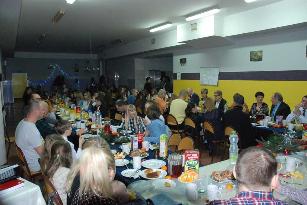 Wigilijne Spotkanie i Mikołajki w Gromie Turowo