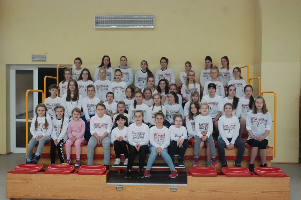 Wigilijne Spotkanie i Mikołajki w Gromie Turowo