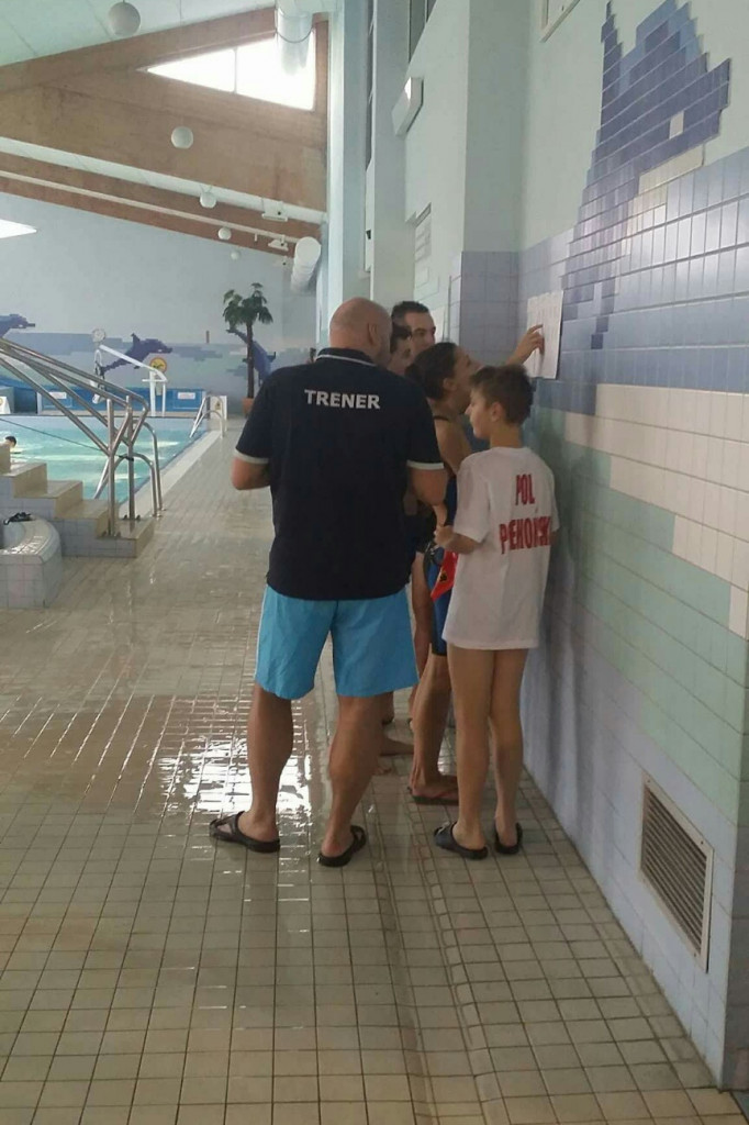 Medale pływaków ze Szczecinka