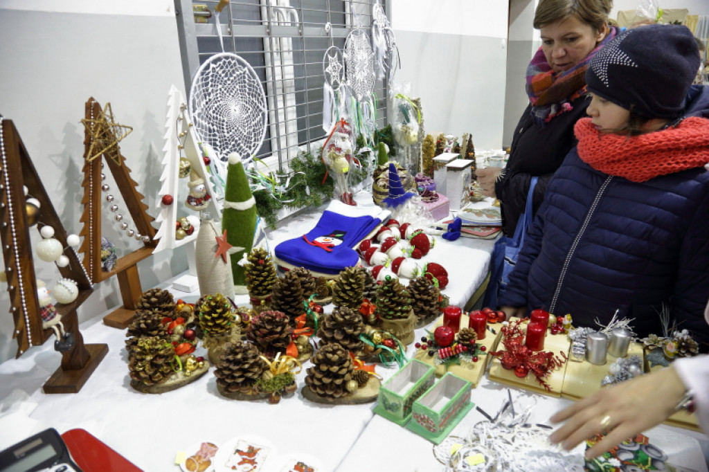 ?Opowieść wigilijna? w szkole w Łubowie